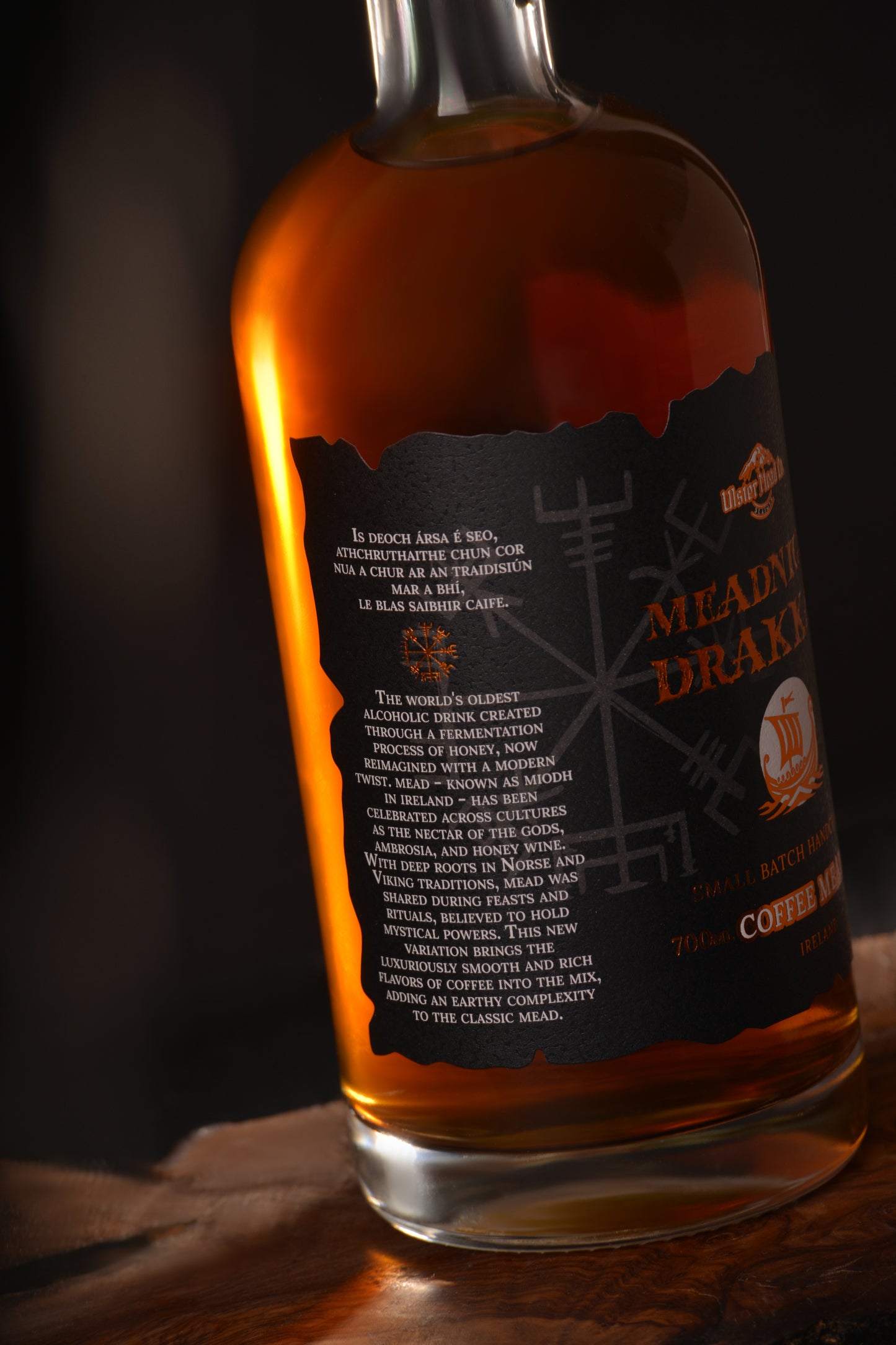 Meadnight Drakkar coffee mead side